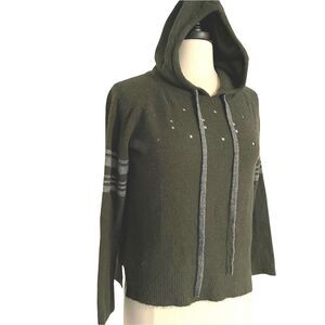Evereve Heartloom Sadie Varsity Hoodie Sweatshirt Sweater Sz XS Olive and Gray